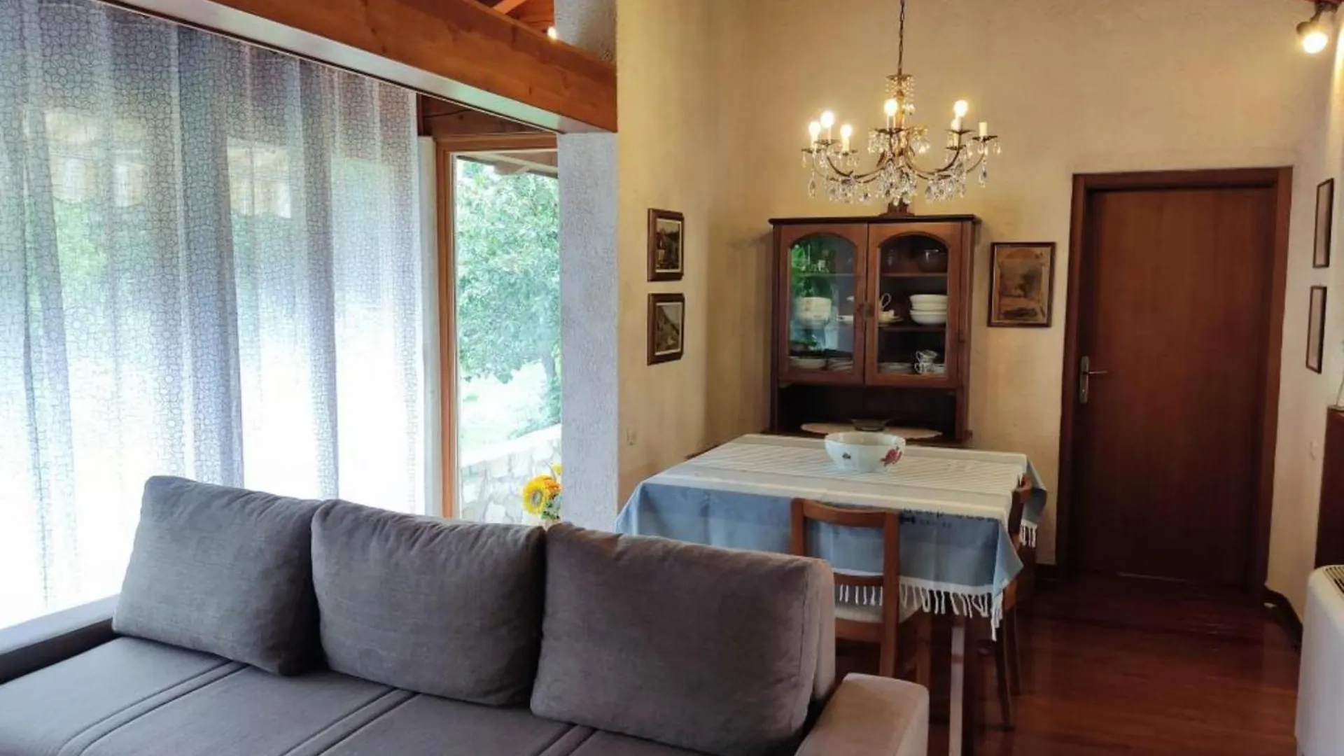 Guest house Apartment & Rooms Villa Oliva Novi Vinodolski